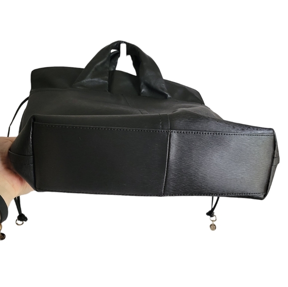 VINCE CAMUTO Asti Leather Bag Black - Picture 3 of 5